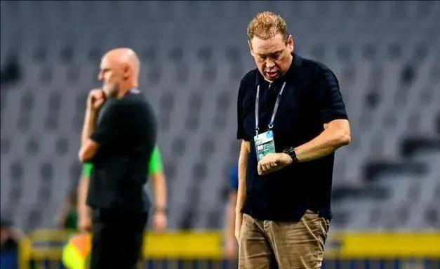 乐竟网站 -赛地聚焦——亚冠今晚热度飙升,上海海港主帅复盘,球迷炸锅,阵容厚度经受考验的简单介绍