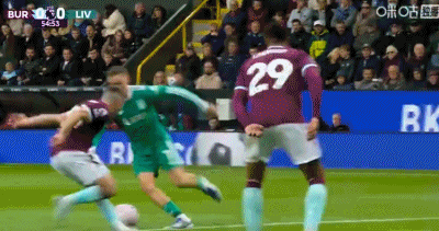 乐竟app -关于赛地聚焦:英超集结日热度飙升;塞维利亚绝杀压哨;质疑声仍在;临场指挥获称赞的信息