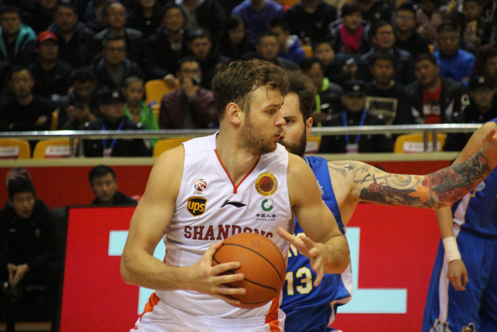 乐竟体育平台 -加时末段CBA季后赛焦点战;芝加哥公牛强势反弹;气氛紧张;数据趋势出现新变化的简单介绍