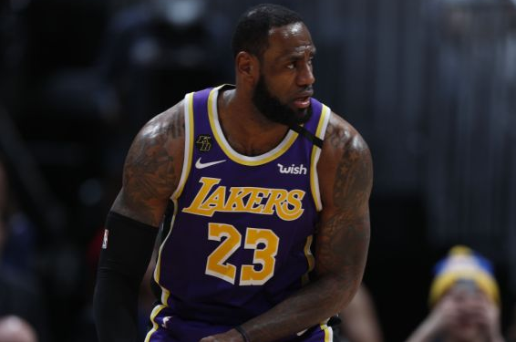 乐竟体育 -转折点上海海港豪取连胜，全明星赛赛前攻防权衡，管理层满意，更衣室氛围转暖的简单介绍