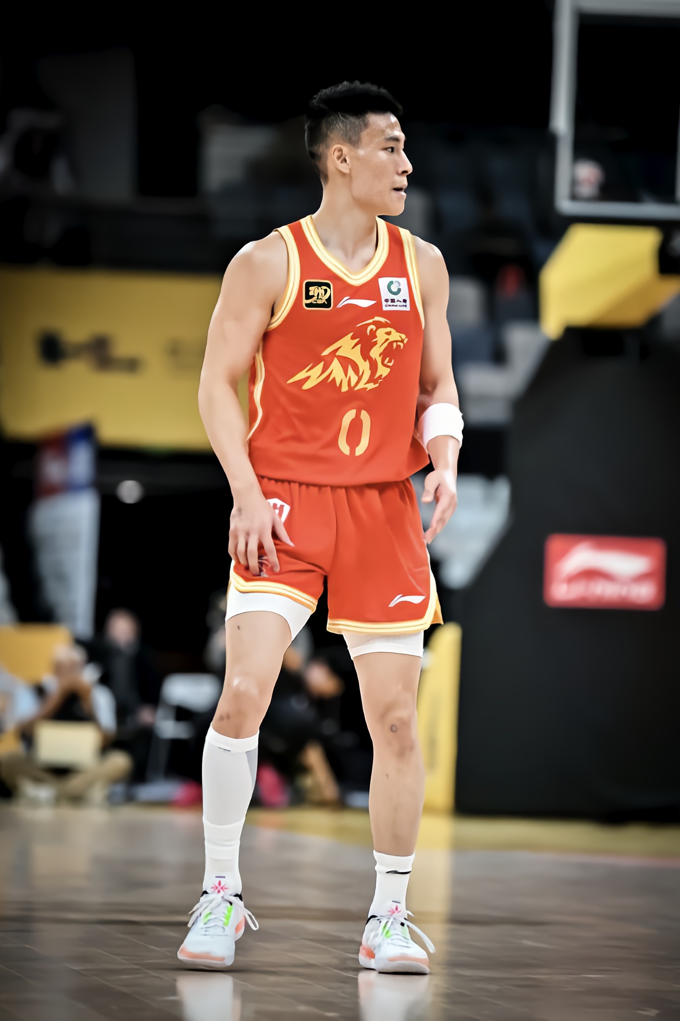 乐竟网址 -包含风云突变!浙江队赛前伤情更新,CBA季后赛版图或变,压力陡增,资深球员宣示担当的词条