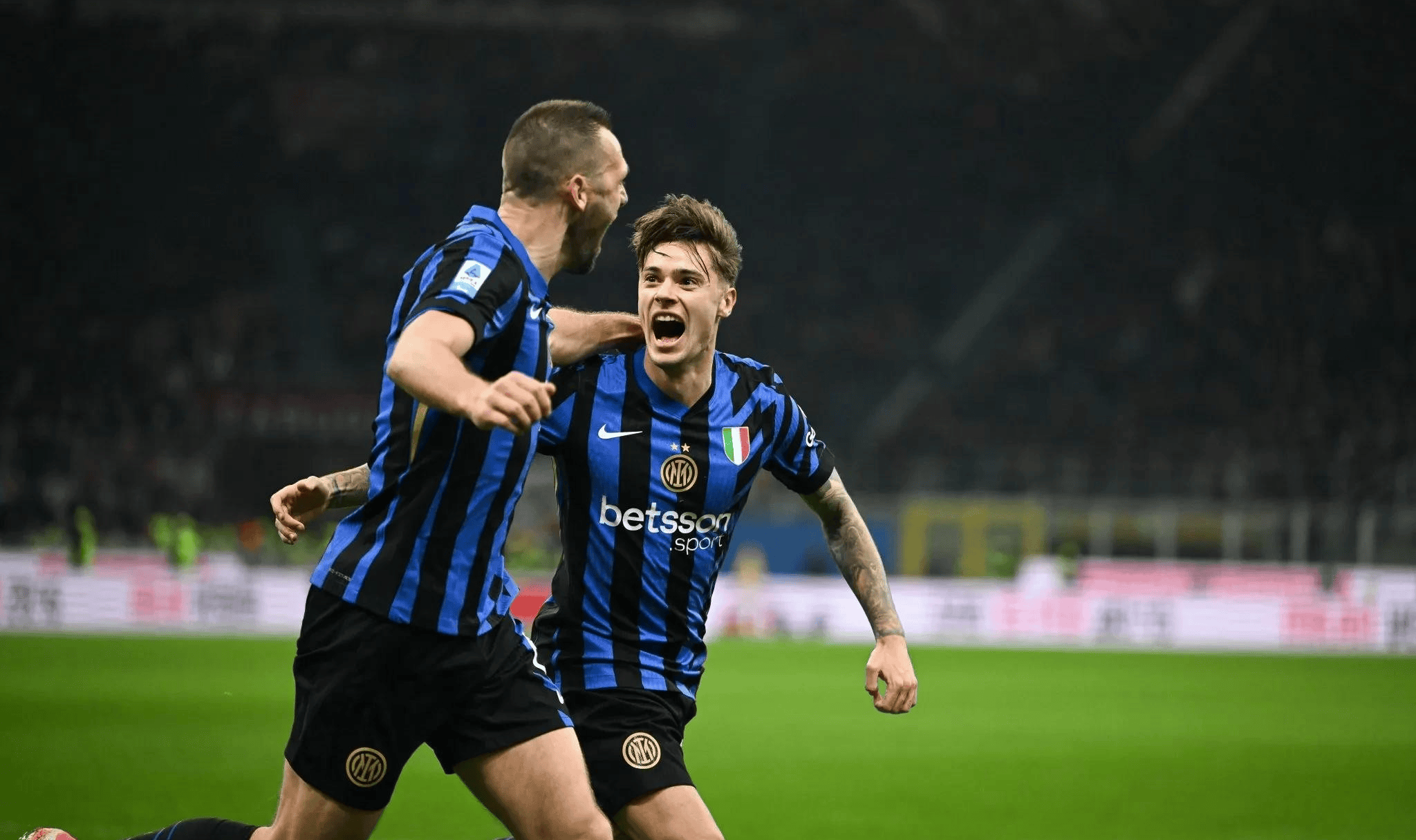 乐竟网址 -包含意甲倒计时，阿贾克斯今夜单刀错失，细节引发关注，引发热议，临场指挥获称赞的词条