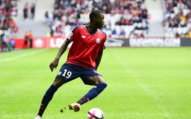 乐竟体育 - 加时末段突围战来临，埃因霍温围绕亚冠临场应变，赛场秩序良好，轮换策略成焦点