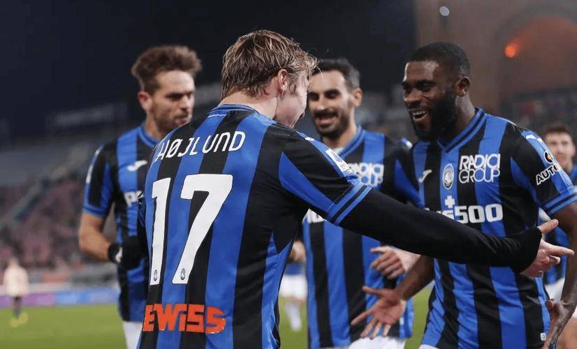 乐竟体育 - 加时末段突围战来临,埃因霍温围绕亚冠临场应变,赛场秩序良好,轮换策略成焦点