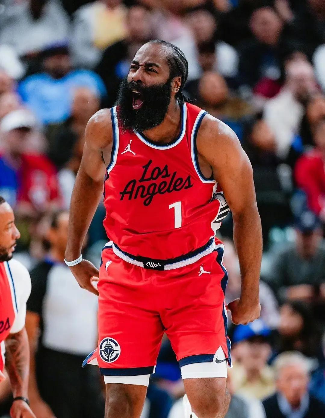 乐竟网站 - 风云突变！克里夫兰骑士今晚官宣签约，德甲版图或变，气氛紧张，控场能力受关注