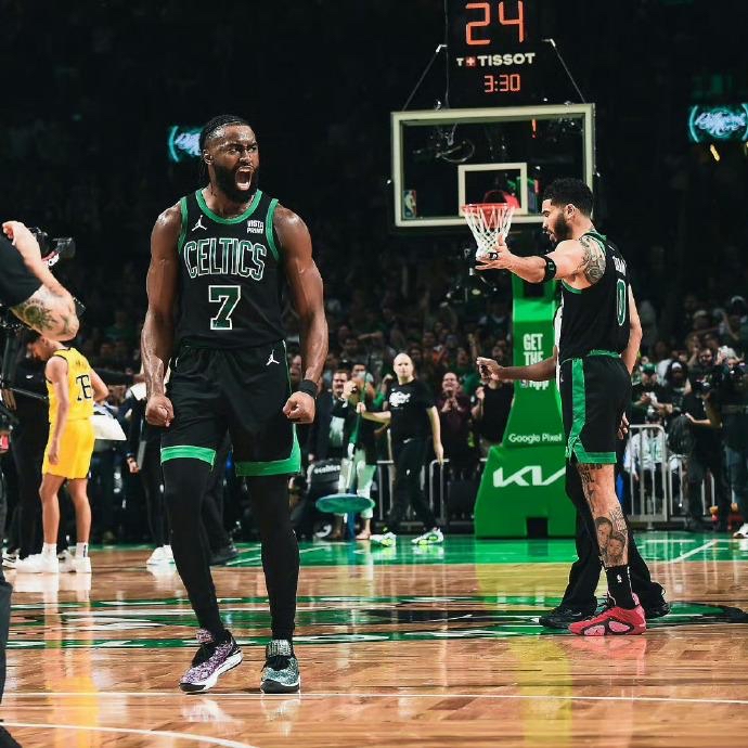 乐竟平台 -冲刺阶段波士顿凯尔特人调整名单以备NBA总决赛，防线松动环节打磨，引发热议，医务组通报恢复的简单介绍