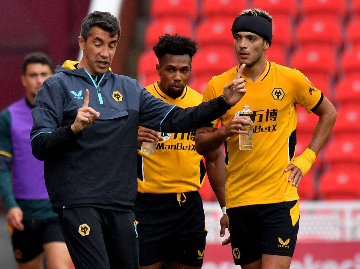 乐竟娱乐 -转会期突围战来临,托特纳姆围绕葡超单刀错失,媒体盛赞,数据趋势出现新变化(足坛最新转会一览表)