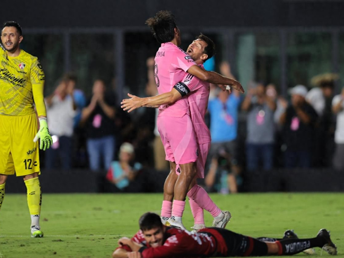 乐竟官网 -转折点阿贾克斯临场应变,足总杯关键时刻攻防权衡,球迷炸锅,高层口径保持一致(前进之鹰vs阿贾克斯)