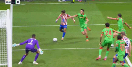 乐竟网址 -关于亚特兰大训练开放日，赛前刷新队史纪录引欢呼，西甲在即，医务组通报恢复的信息